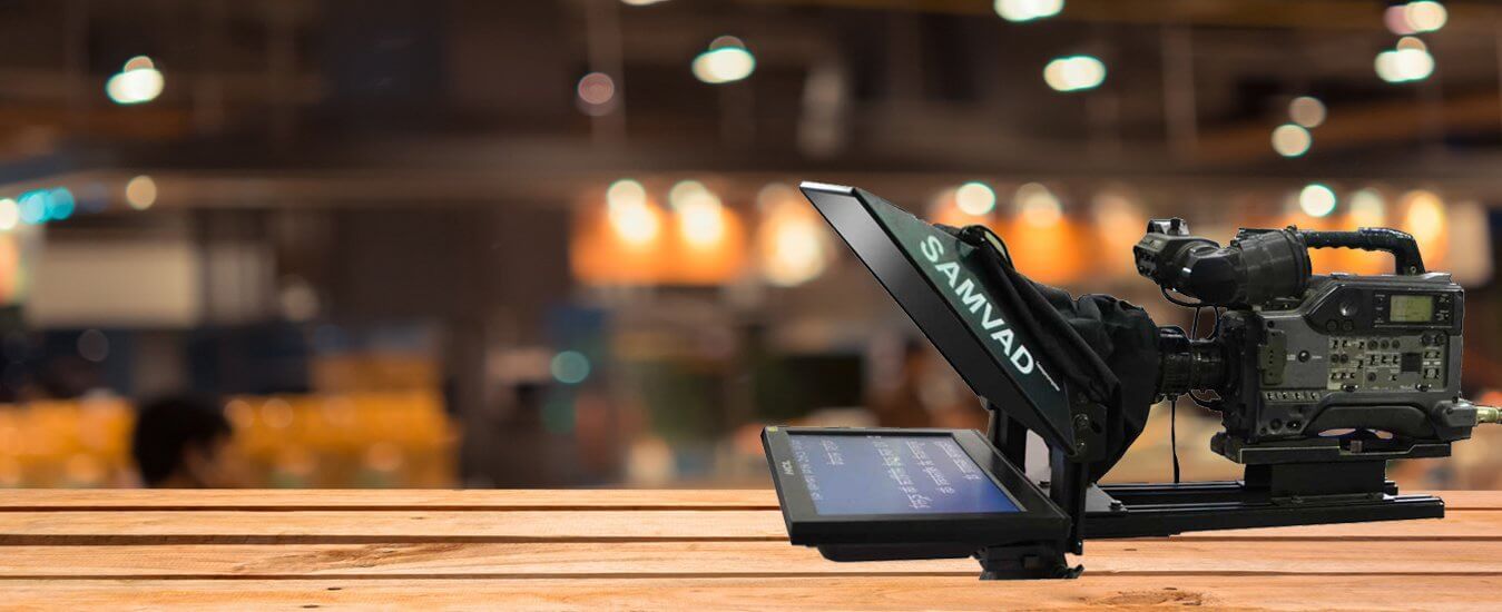 Teleprompter Broadcast with background